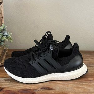 Adidas Ultra Boost Athletic Sneakers Shoes sz 9